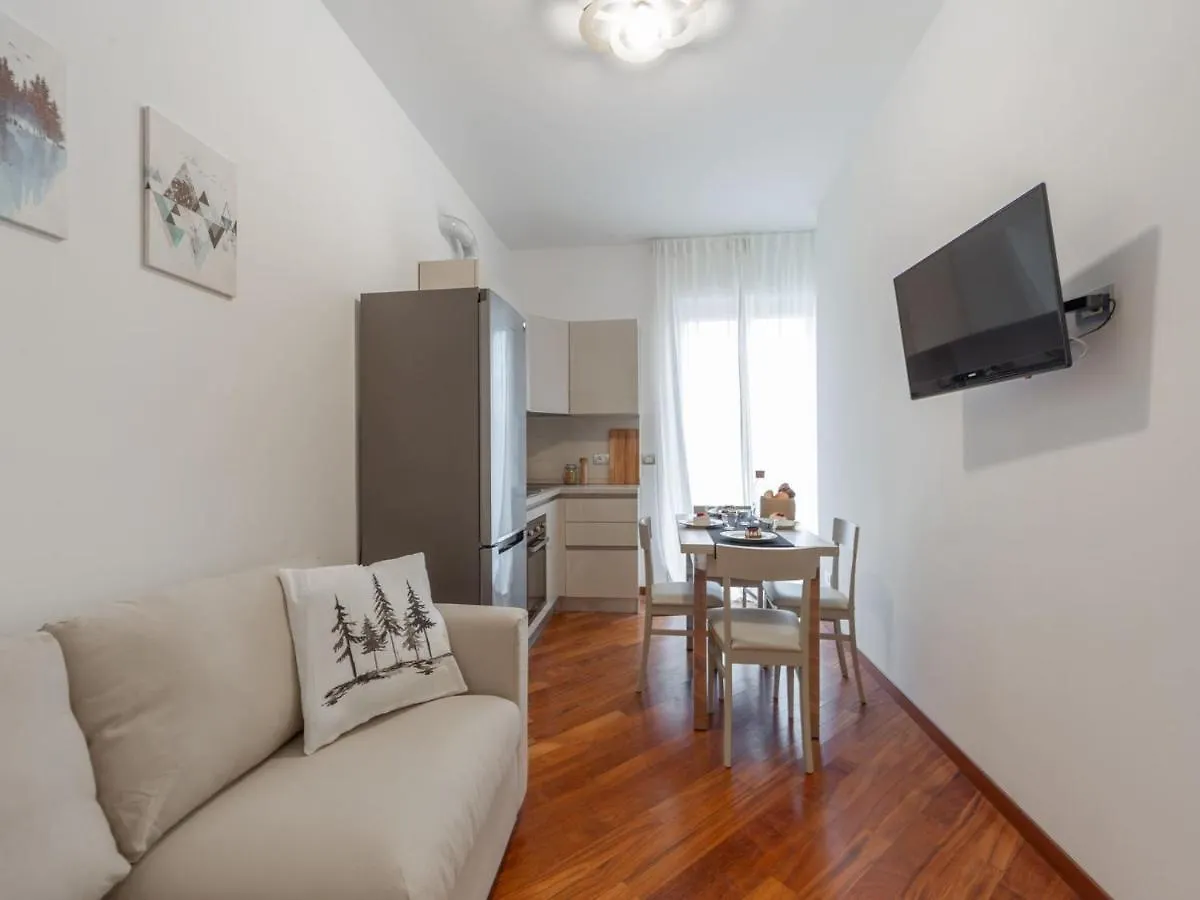 The Best Rent - Sunny Two-Bedroom Apartment In Piazzale Loreto Milan Italy